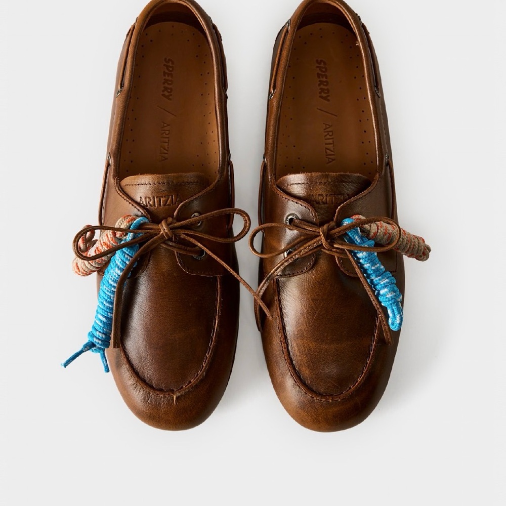 Aritzia x Sperry Collab Boat Shoes – Tan Nubuck Leather